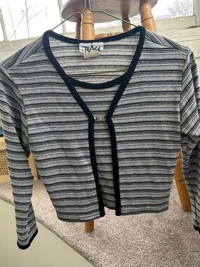 Vintage 90’s TEASE Striped Knit Cropped Cardigan - Black & Gray